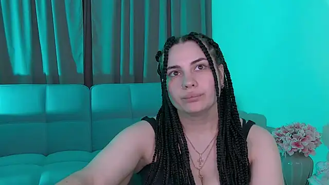 AdrianaToress webcam