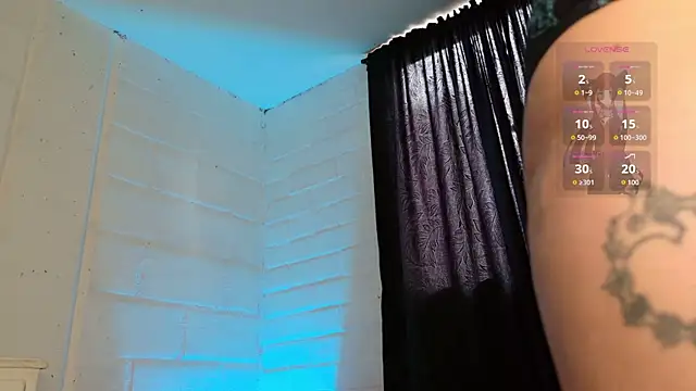 Nyx_Blackmoon webcam