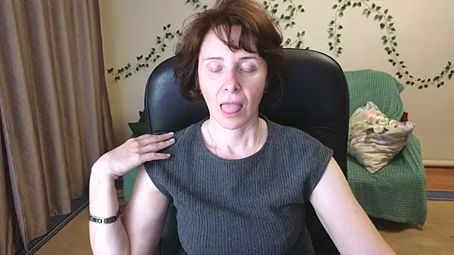 Lia_Tito webcam