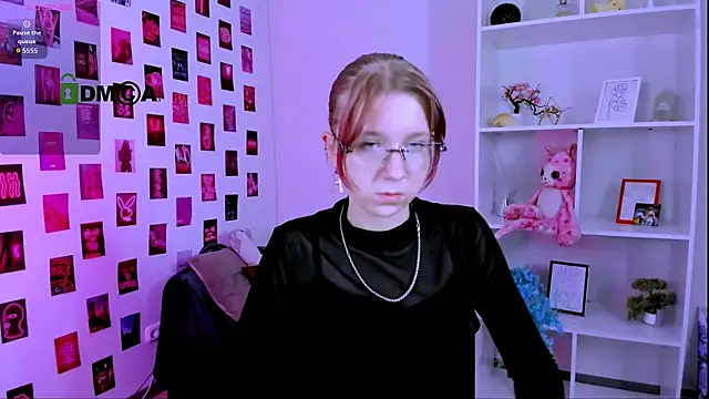 gloria_bubble webcam