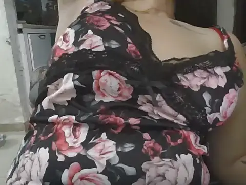 Crazyforyou143 webcam