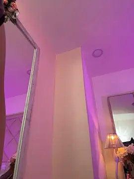 AliciaRoux webcam