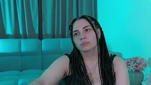 AdrianaToress webcam
