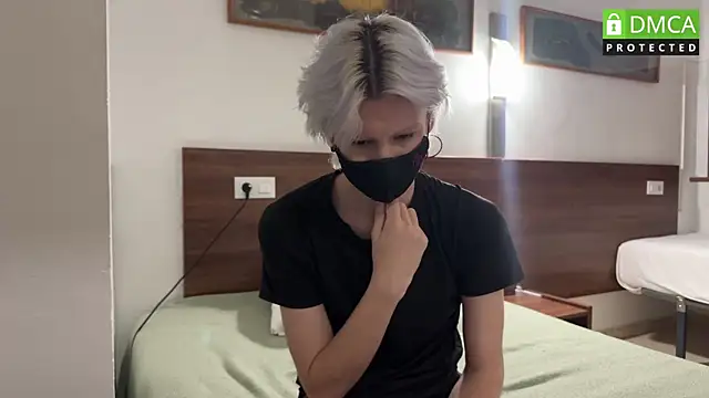 vornyx (M twink) - Lovense Lush