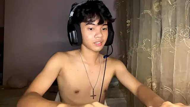 Lademingelyn1 - Male webcam sex chat