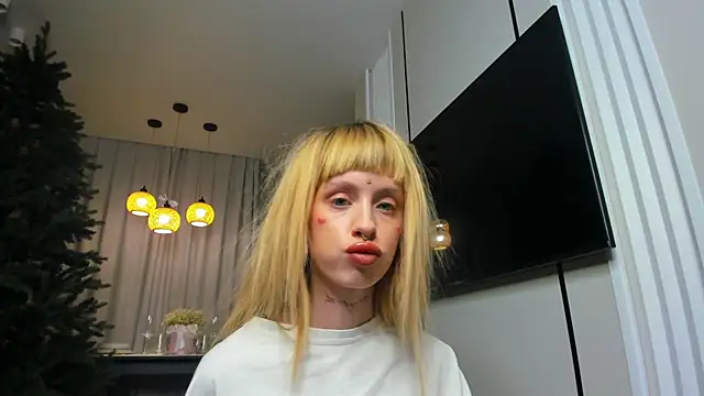 FlowerOfSin2001 webcam