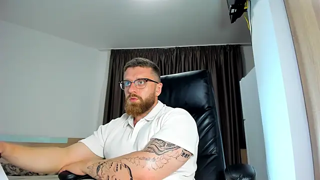 Findom_guy webcam