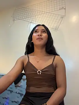 slutty_aki webcam