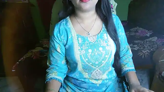 BengaliQueenStar webcam
