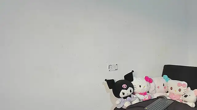 eirlysx (F teen) - play pussy