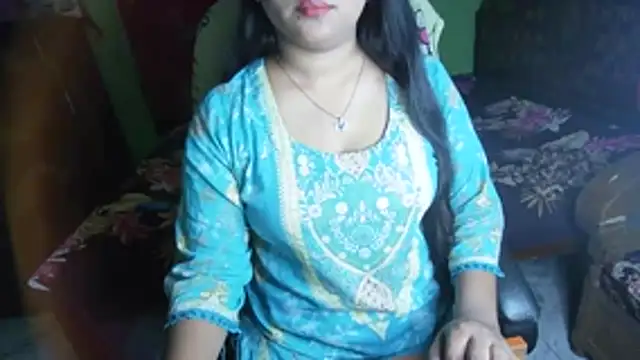 BengaliQueenStar webcam