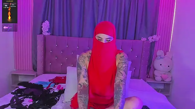 Nayla-Mouna webcam