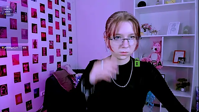 gloria_bubble webcam