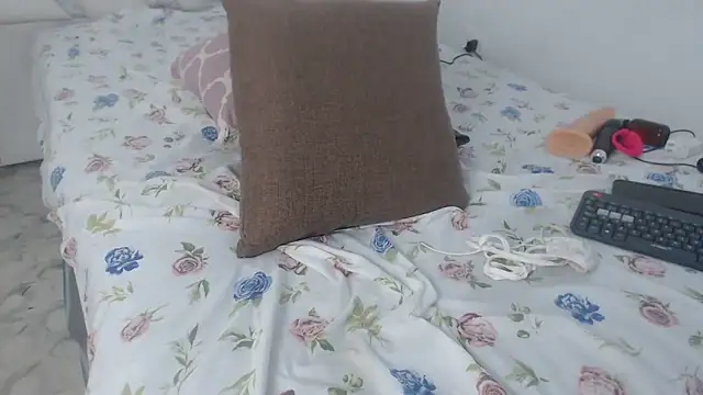 AlannaHarper webcam