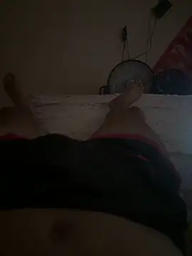 Roinuj098 webcam