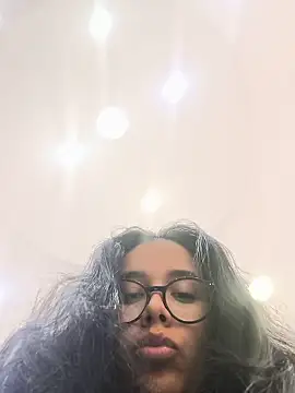 Annya-sweet webcam
