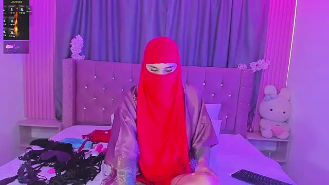 Nayla-Mouna webcam