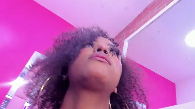 malu_horny_69 webcam