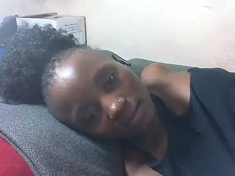 SexyNeedle22 webcam