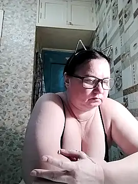 Holly-69 webcam