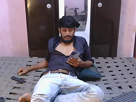 HotXKrish webcam