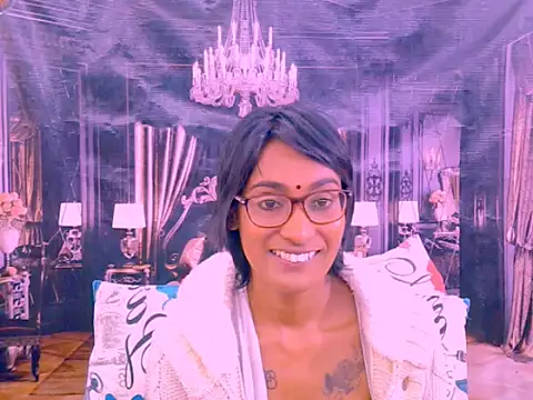IndianRebel4u2Luv webcam