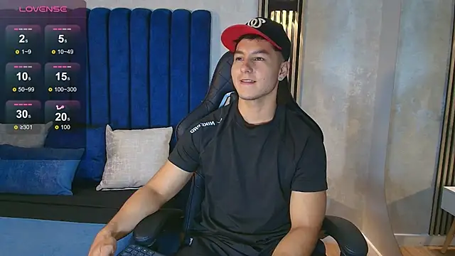 Noah_Clarkk webcam