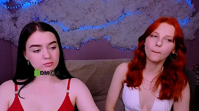 monica_xcx webcam