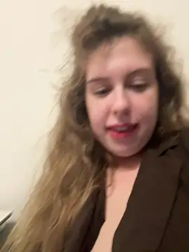 LilianBliss webcam