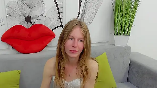 Mira_XOo webcam