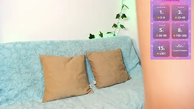 Rebeca_Marchetti webcam