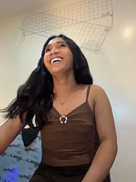 slutty_aki webcam
