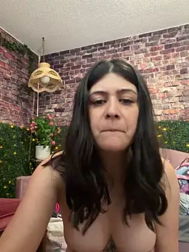 Ava_Rain webcam