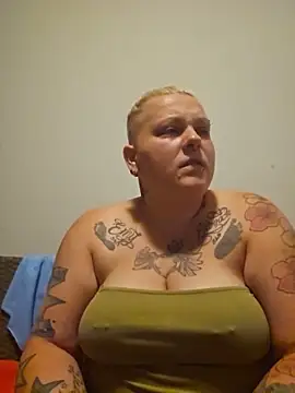 Lady_Peggi webcam