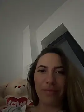 BabyyDoll21 webcam