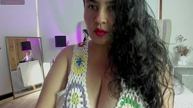 JadeBellee webcam