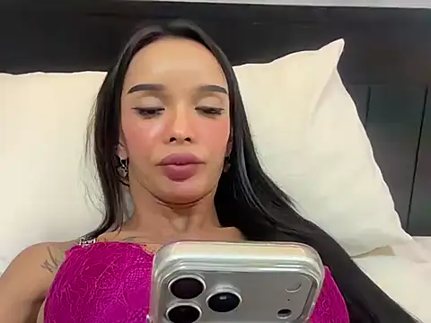 asiancumreloader webcam