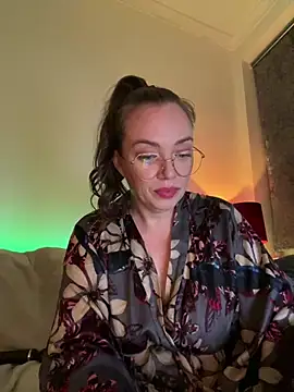 FemDom_RubyKnightXXO webcam