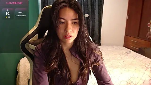 alice_middlee webcam
