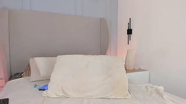 chloe_d webcam