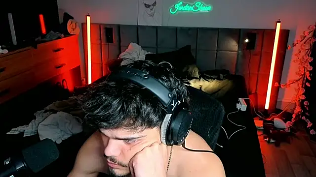 JordanShow webcam
