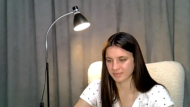 KiraHoney webcam