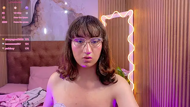 KATHERINE_TAY webcam