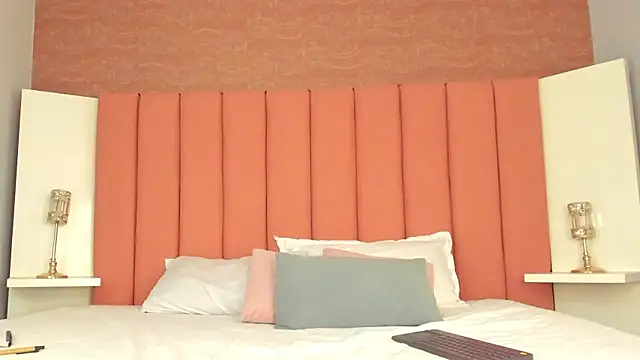 MiaJacksson webcam