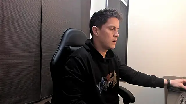 KendricTorres webcam