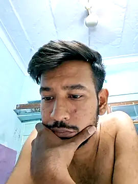 Theguyat12am webcam