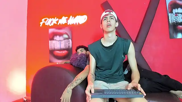 Funny_dirty_boys1 webcam