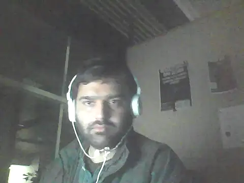 JohnBond009 webcam