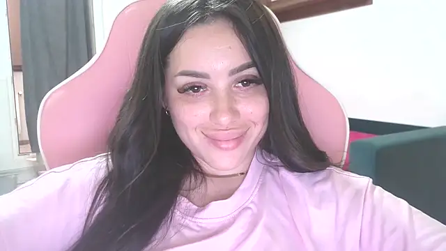 LovelyJulliette webcam