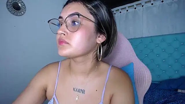 kathe-mills235 webcam